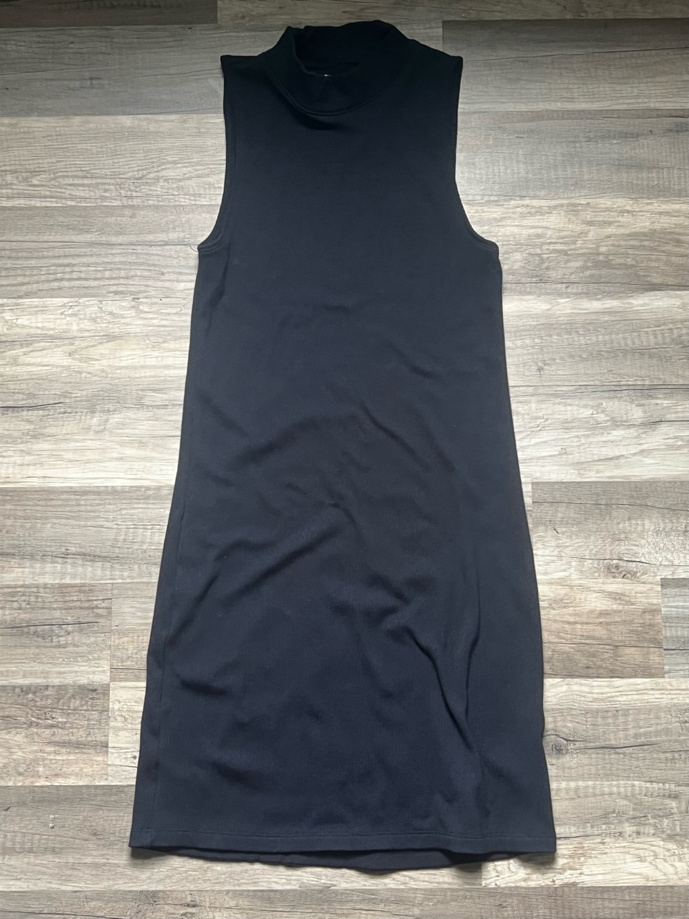 Abercrombie & Fitch-Classic Sleeveless Black Ribbed Dress- S
